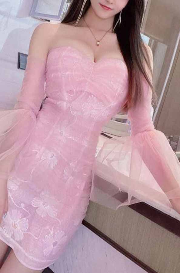 地區:桃園外送茶價格:12K 妹訊:香奈 170/D/48/21 描述:外型艷麗漂亮 皮膚白皙